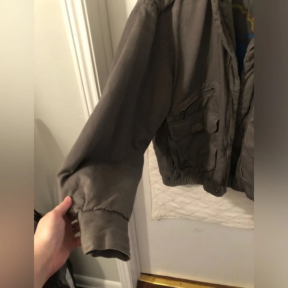 Vintage Peter England Coat with graphics on inner lining - Picture 2 of 7